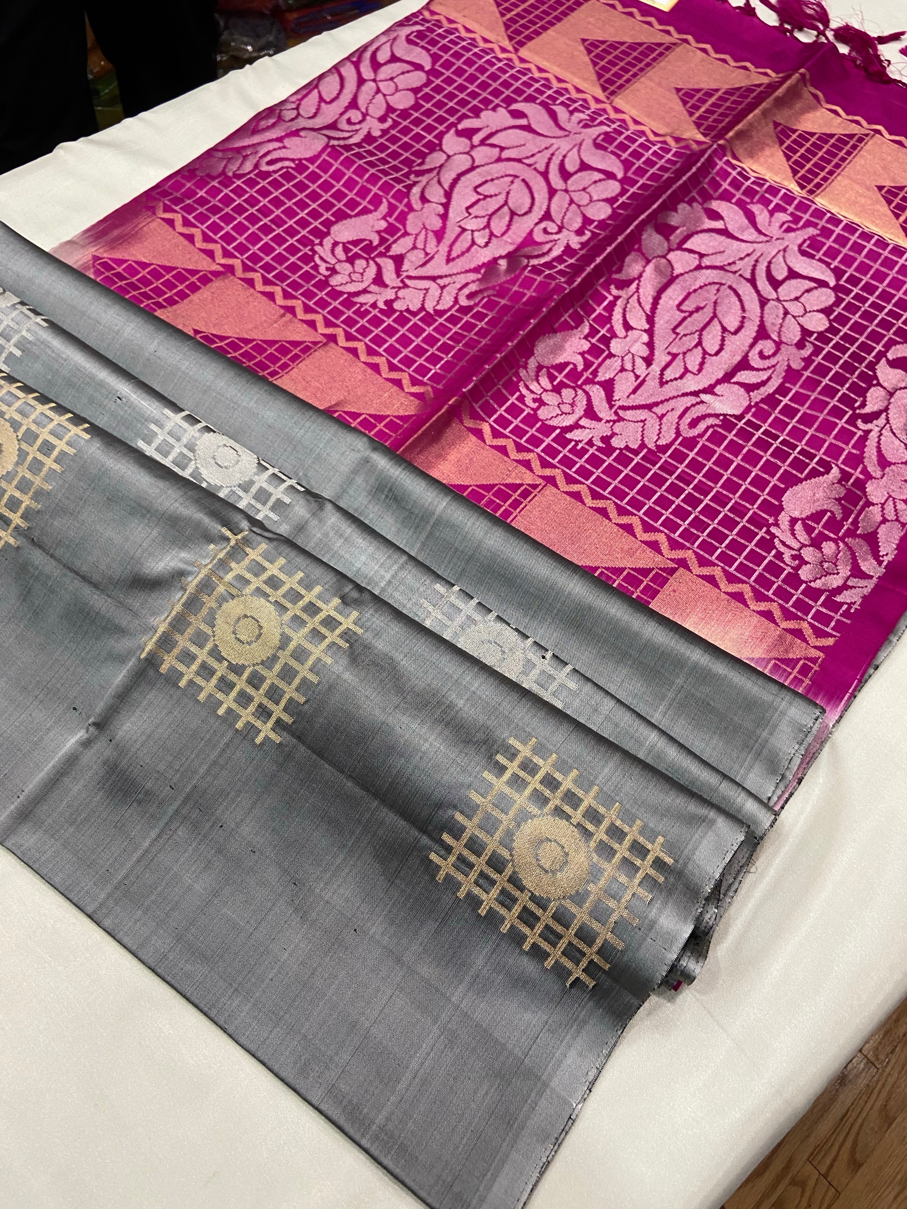 Handwoven Unique Pure Soft silk saree – Ooviya Textile