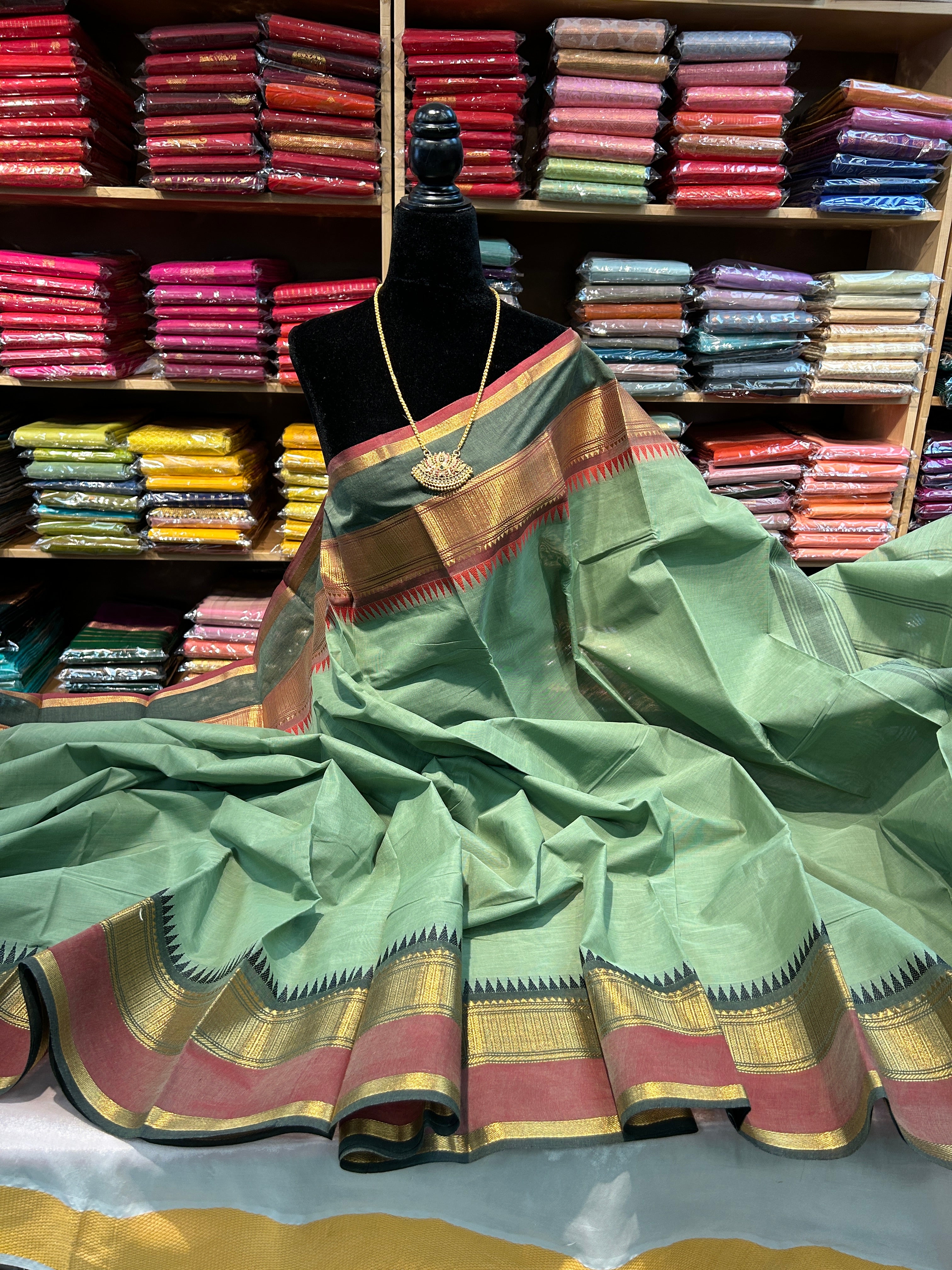 Kanchipuram Cotton Saree Without Blouse