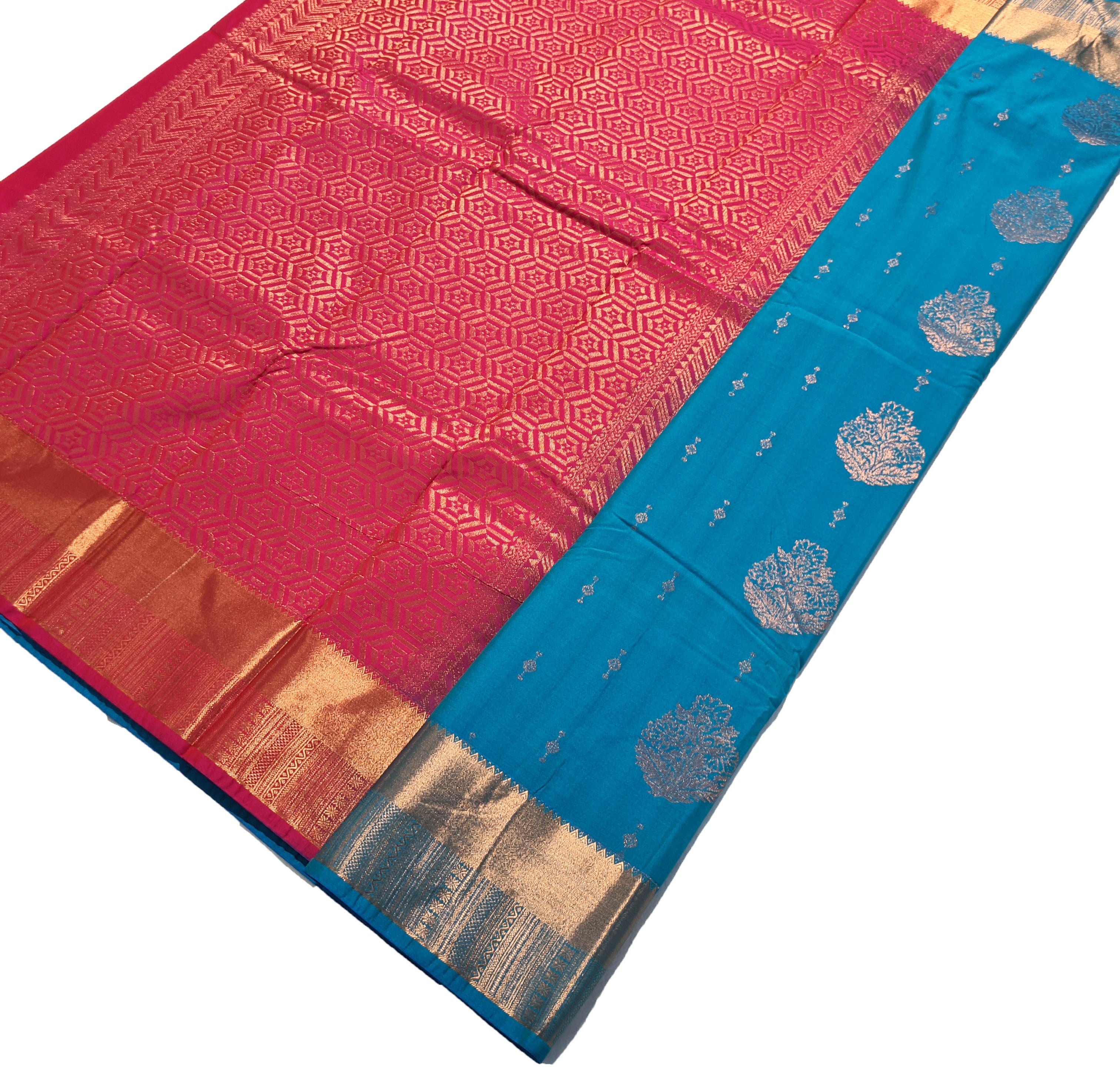 Kanchi Vegan Silk Saree With Contrast Blouse and Rich Jari Pallu