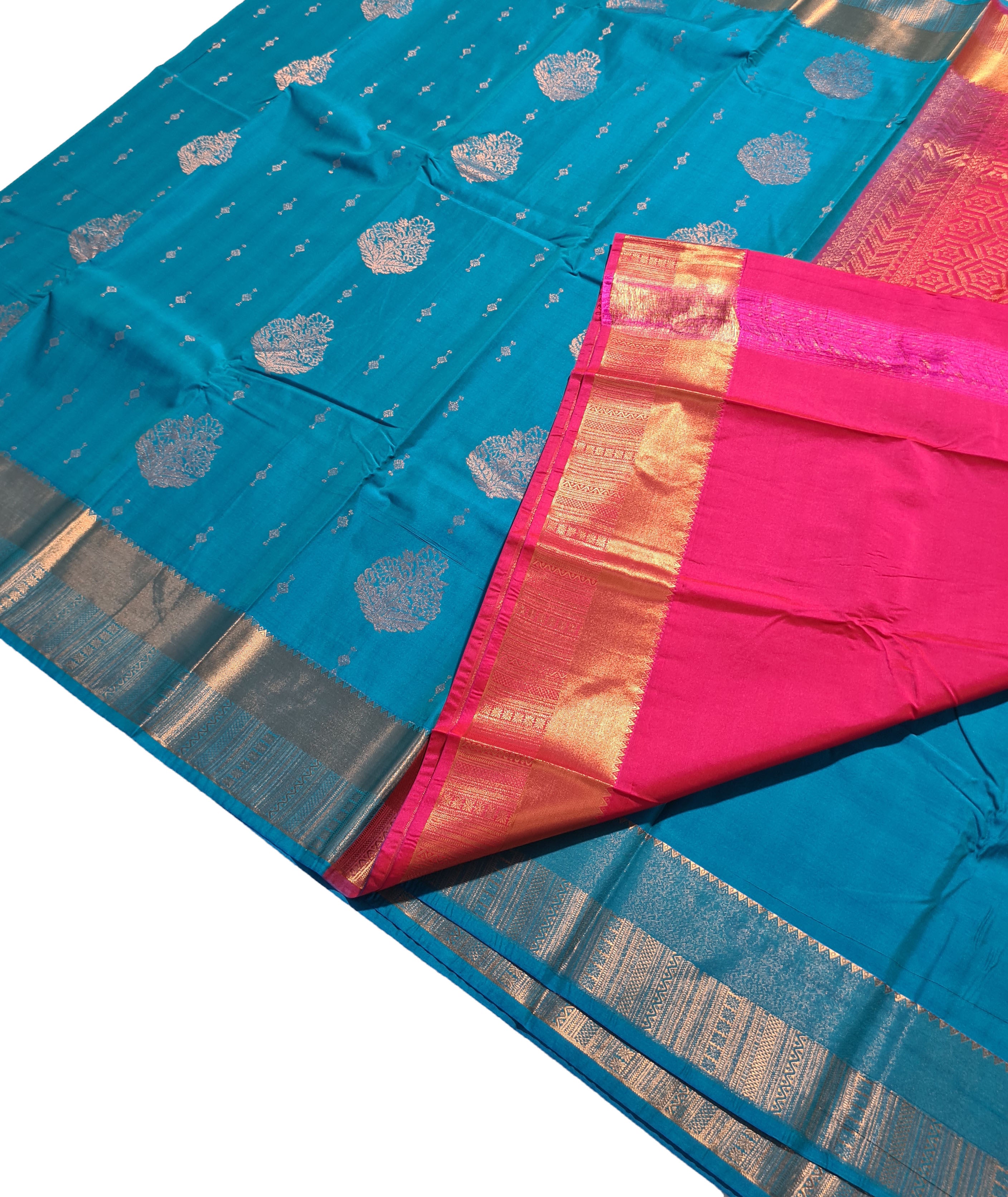 Kanchi Vegan Silk Saree With Contrast Blouse and Rich Jari Pallu