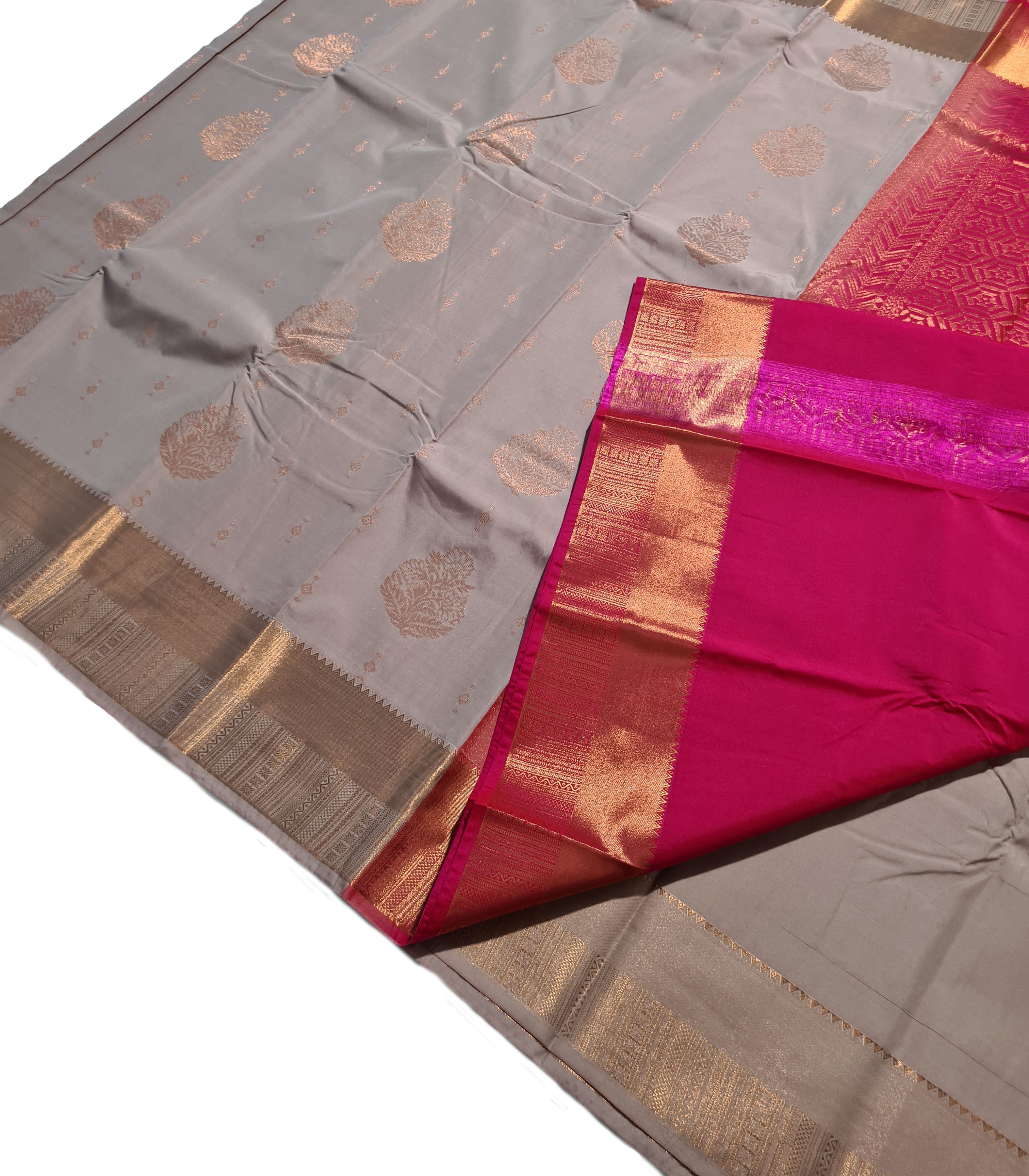 Kanchi Vegan Silk Saree With Contrast Blouse and Rich Jari Pallu