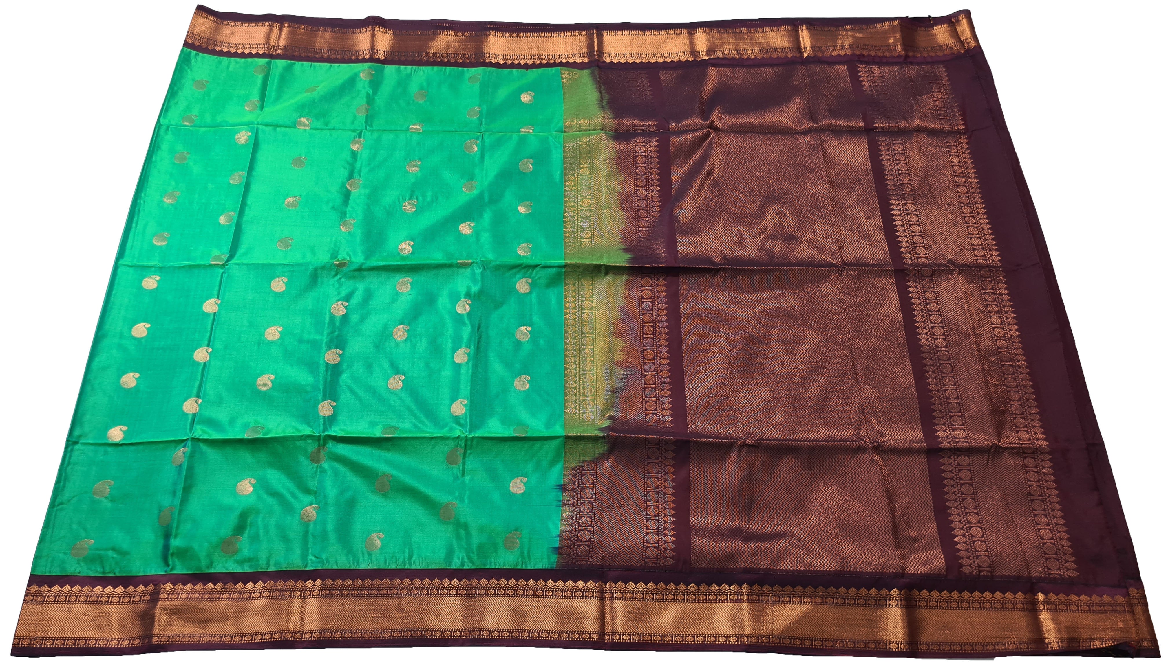 Kanchi Vegan Silk Saree With Contrast Blouse and Rich Jari Pallu