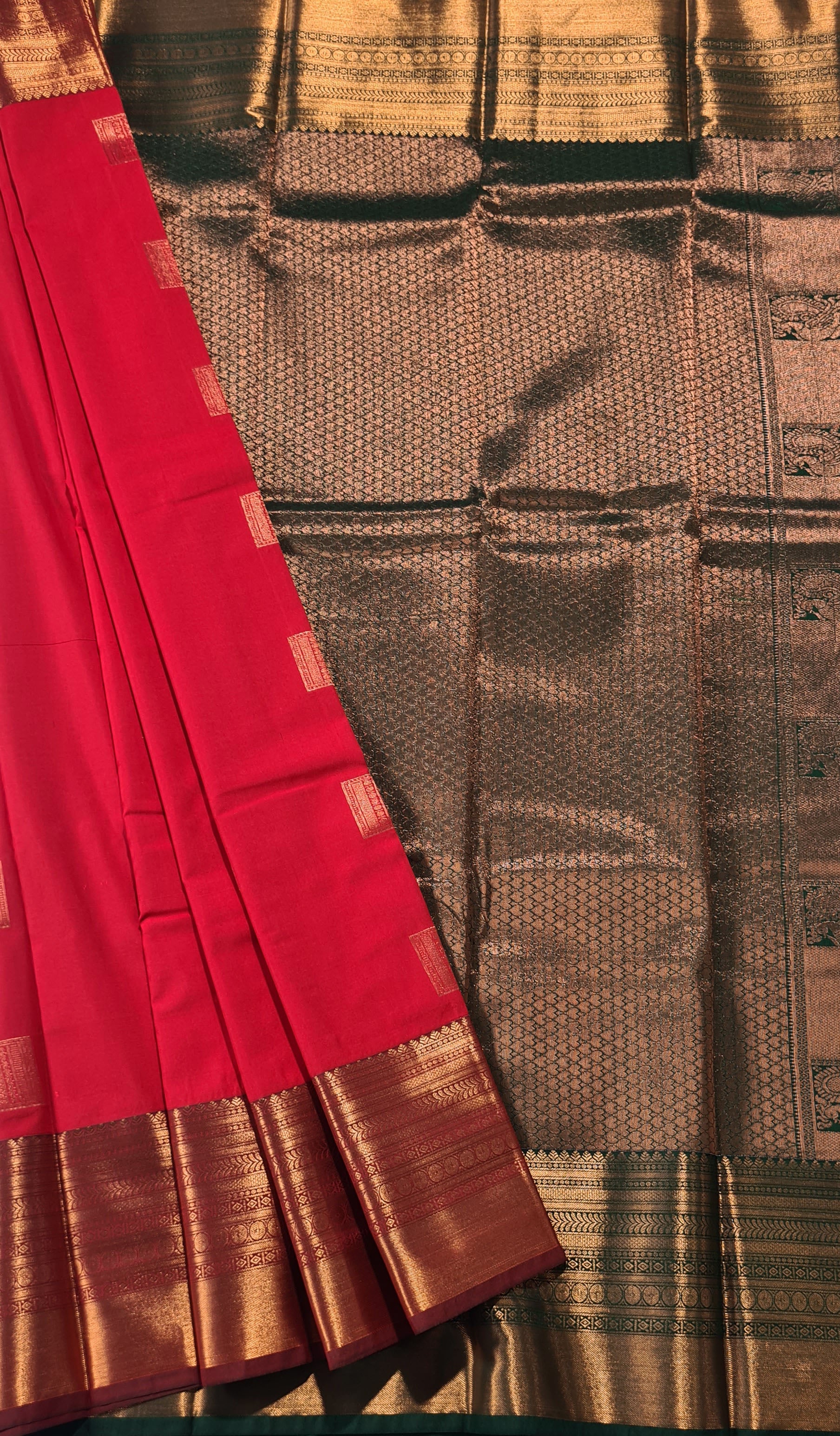 Kanchi Vegan Silk Saree With Contrast Blouse and Rich Jari Pallu