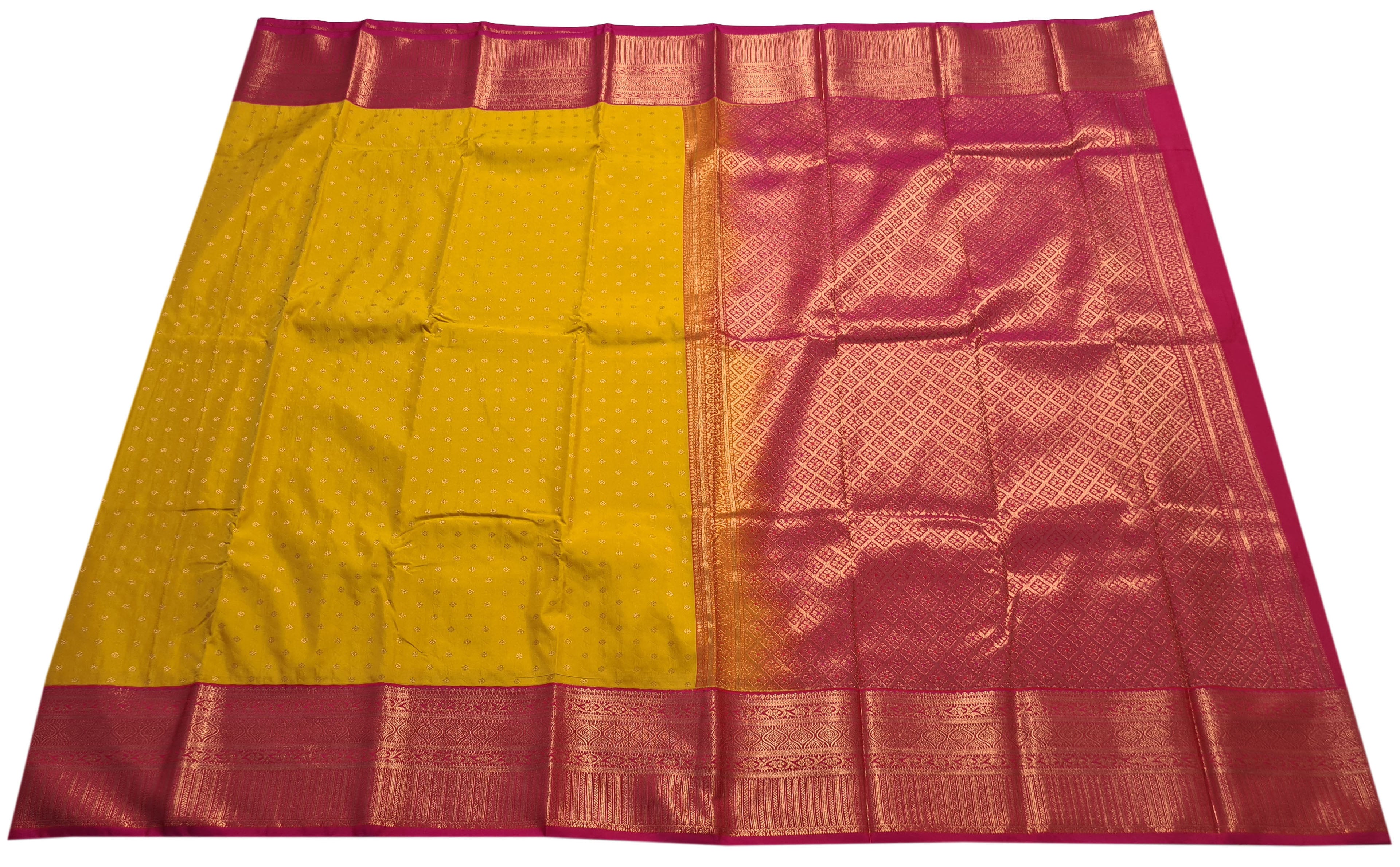 Kanchi Vegan Silk Saree With Contrast Blouse and Rich Jari Pallu