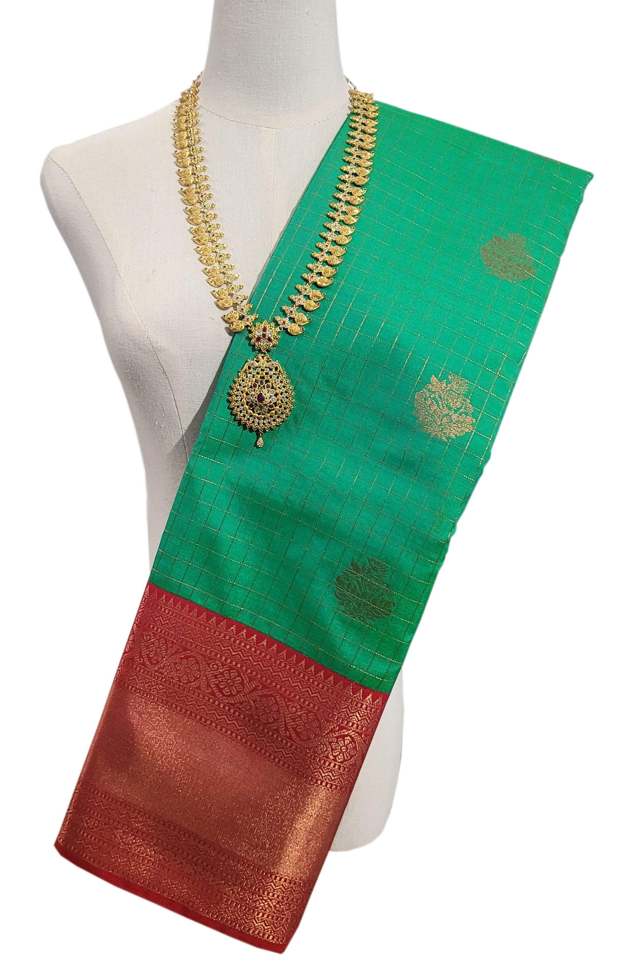 Kanchi Vegan Silk Saree With Contrast Blouse and Rich Jari Pallu