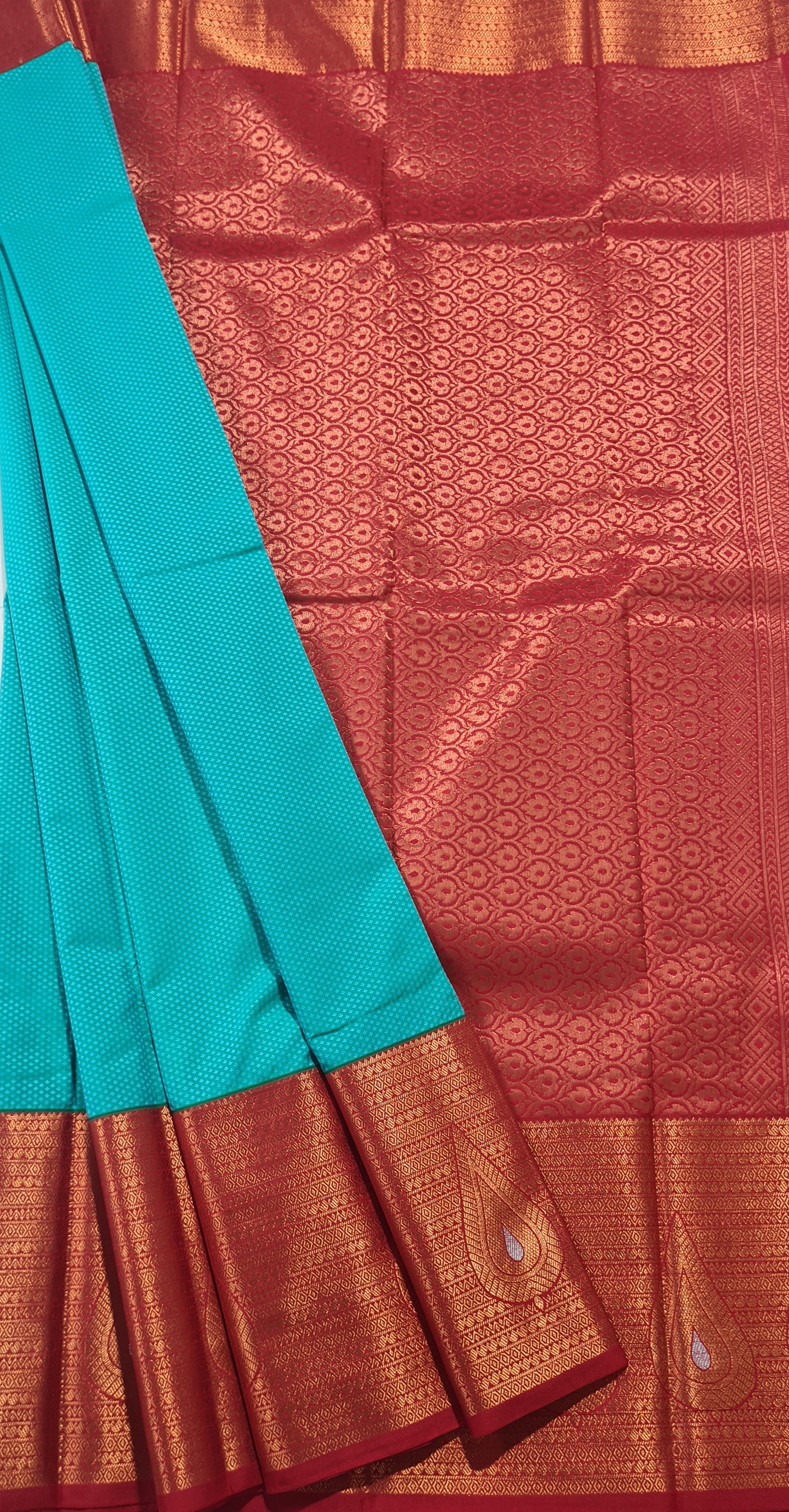 Kanchi Vegan Silk Saree With Contrast Blouse and Rich Jari Pallu