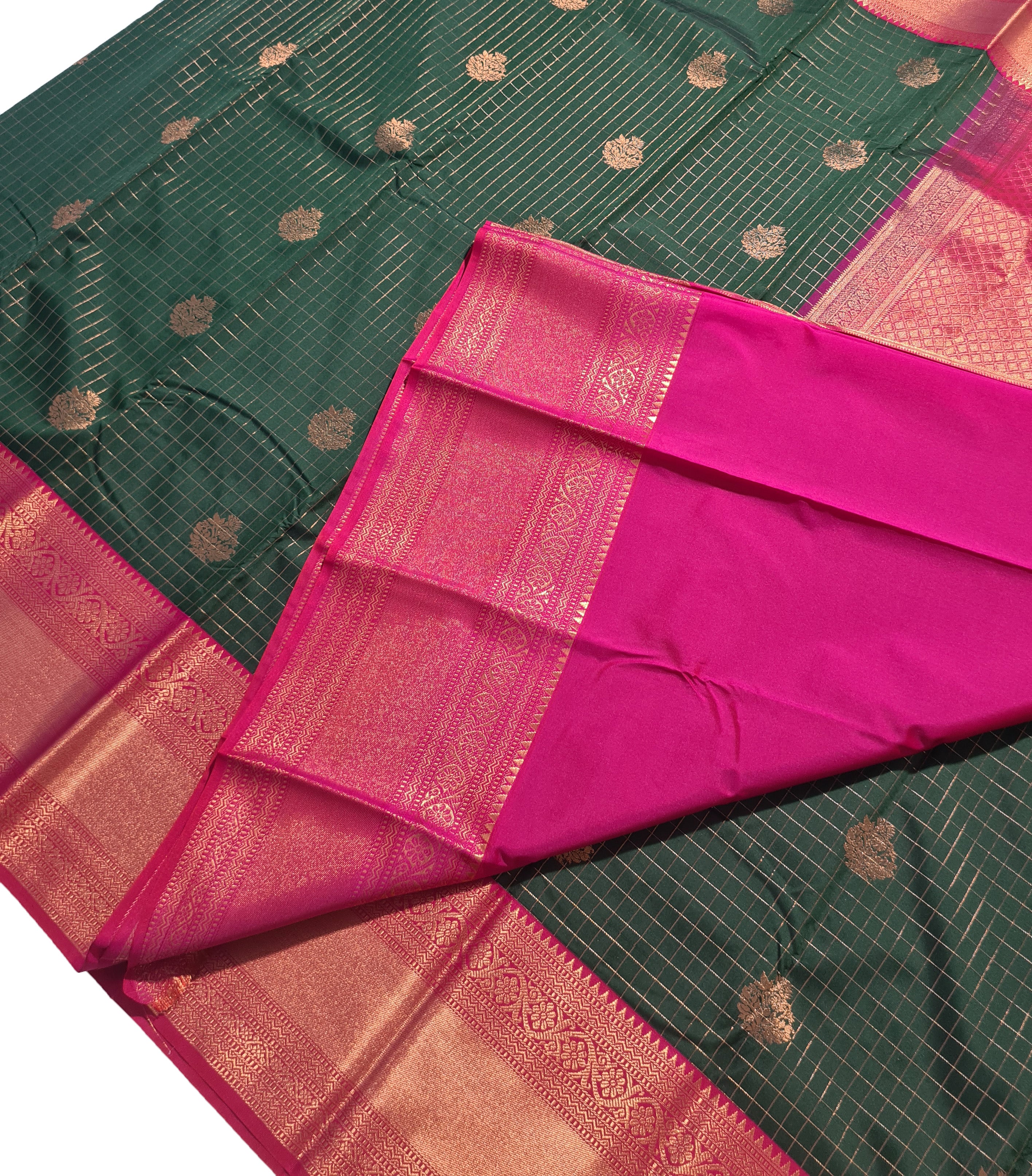 Kanchi Vegan Silk Saree With Contrast Blouse and Rich Jari Pallu