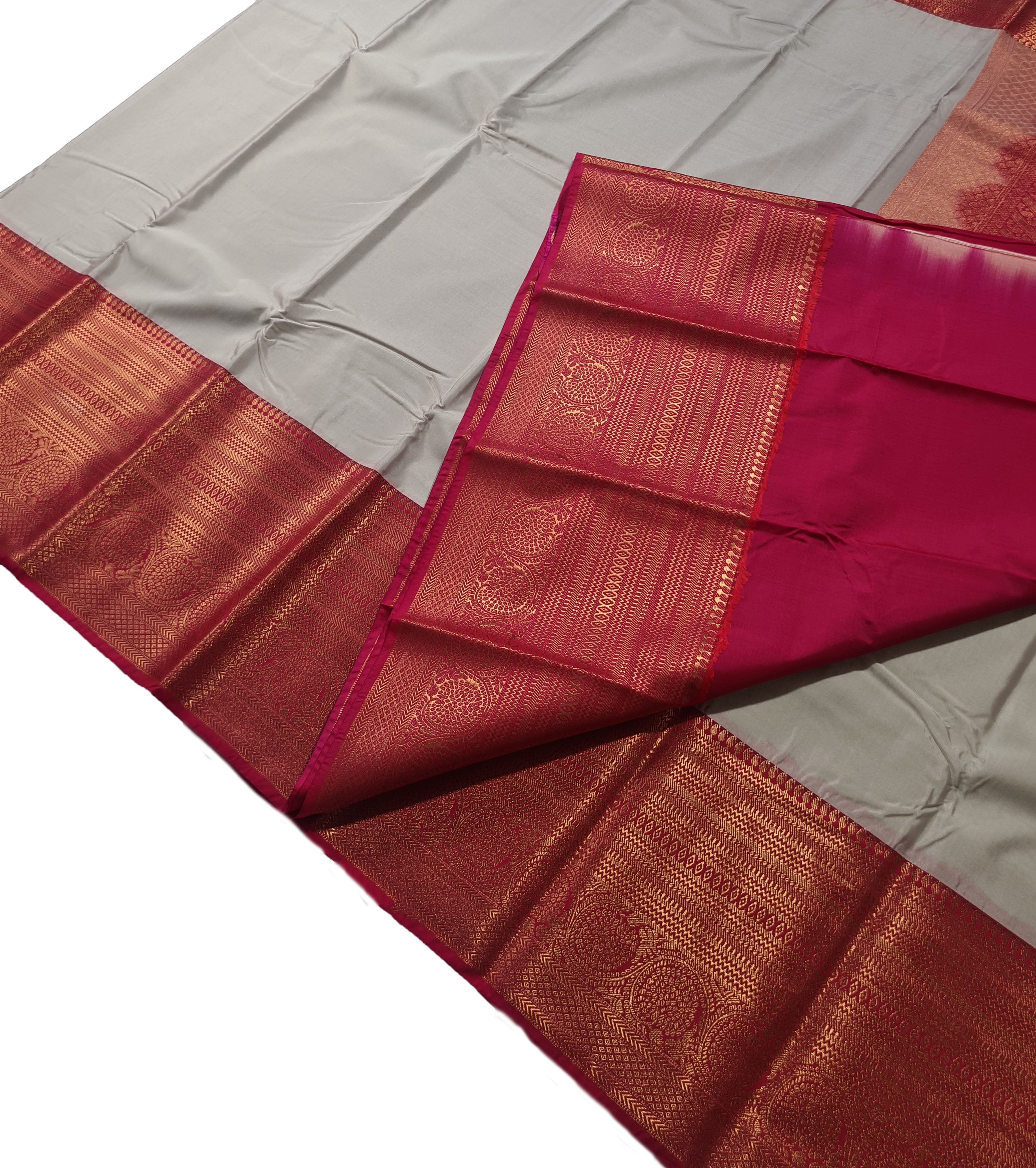 Kanchi Vegan Silk Saree With Contrast Blouse and Rich Jari Pallu