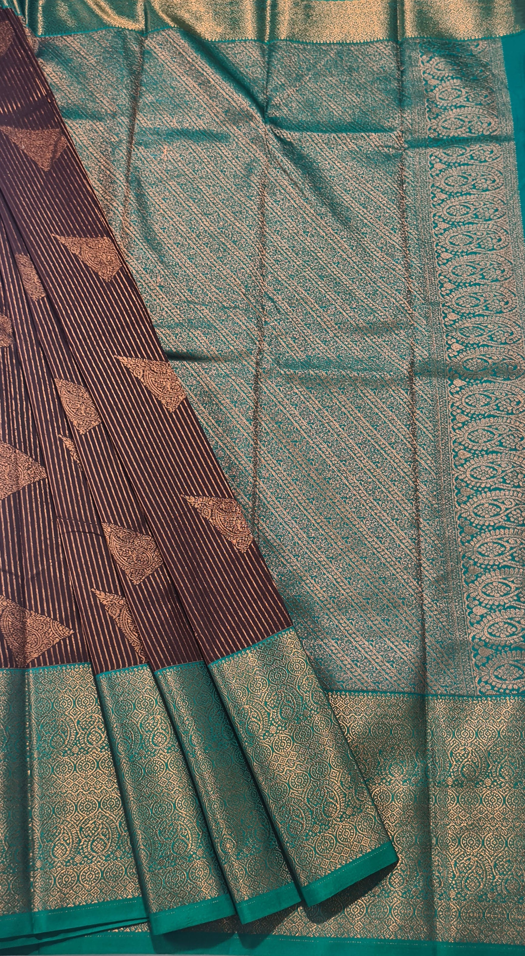 Kanchi Vegan Silk Saree With Contrast Blouse and Rich Jari Pallu