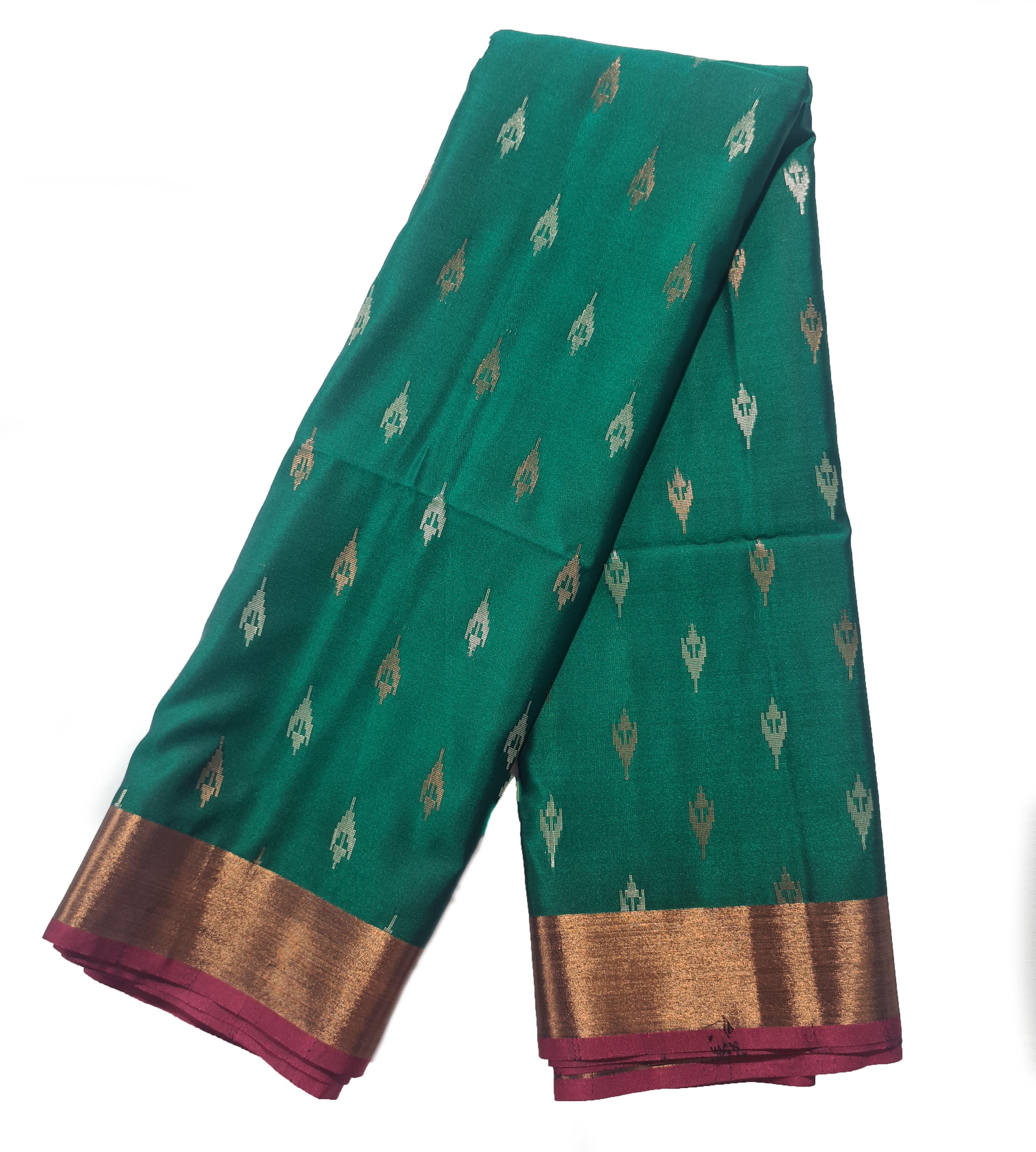 Kanchi Vegan Silk Saree With Contrast Blouse and Rich Jari Pallu