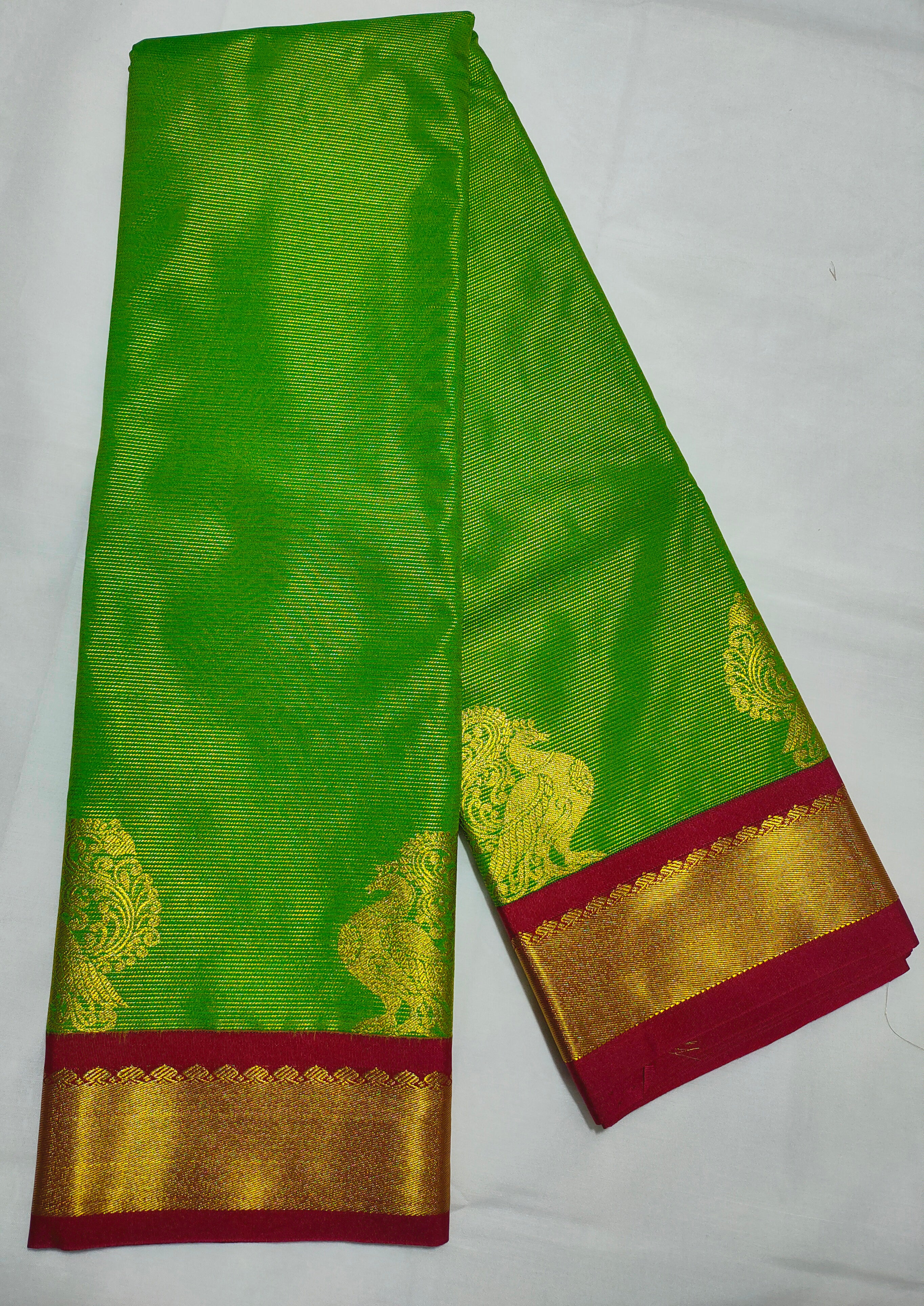 Vairaoosi Kanchi Vegan Soft Silk Saree with Contrast Blouse and Rich Jari Pallu