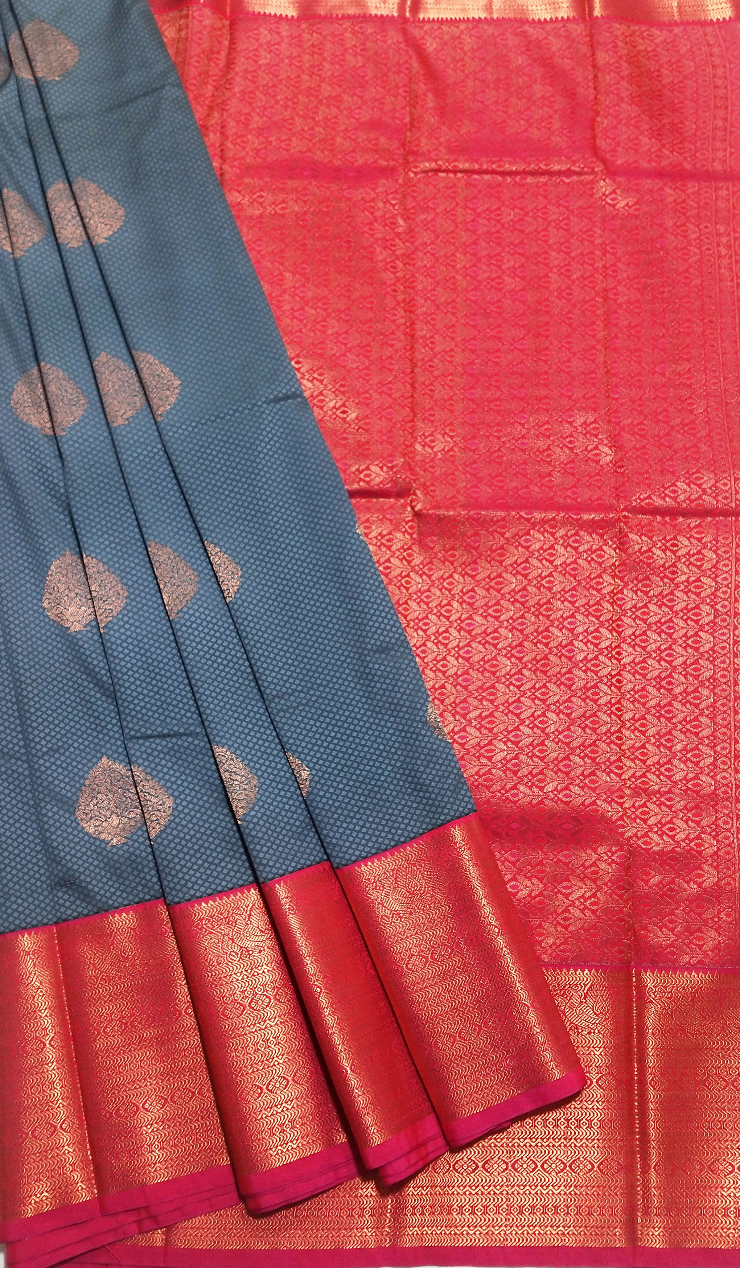 Kanchi Vegan Silk Saree With Contrast Blouse and Rich Jari Pallu