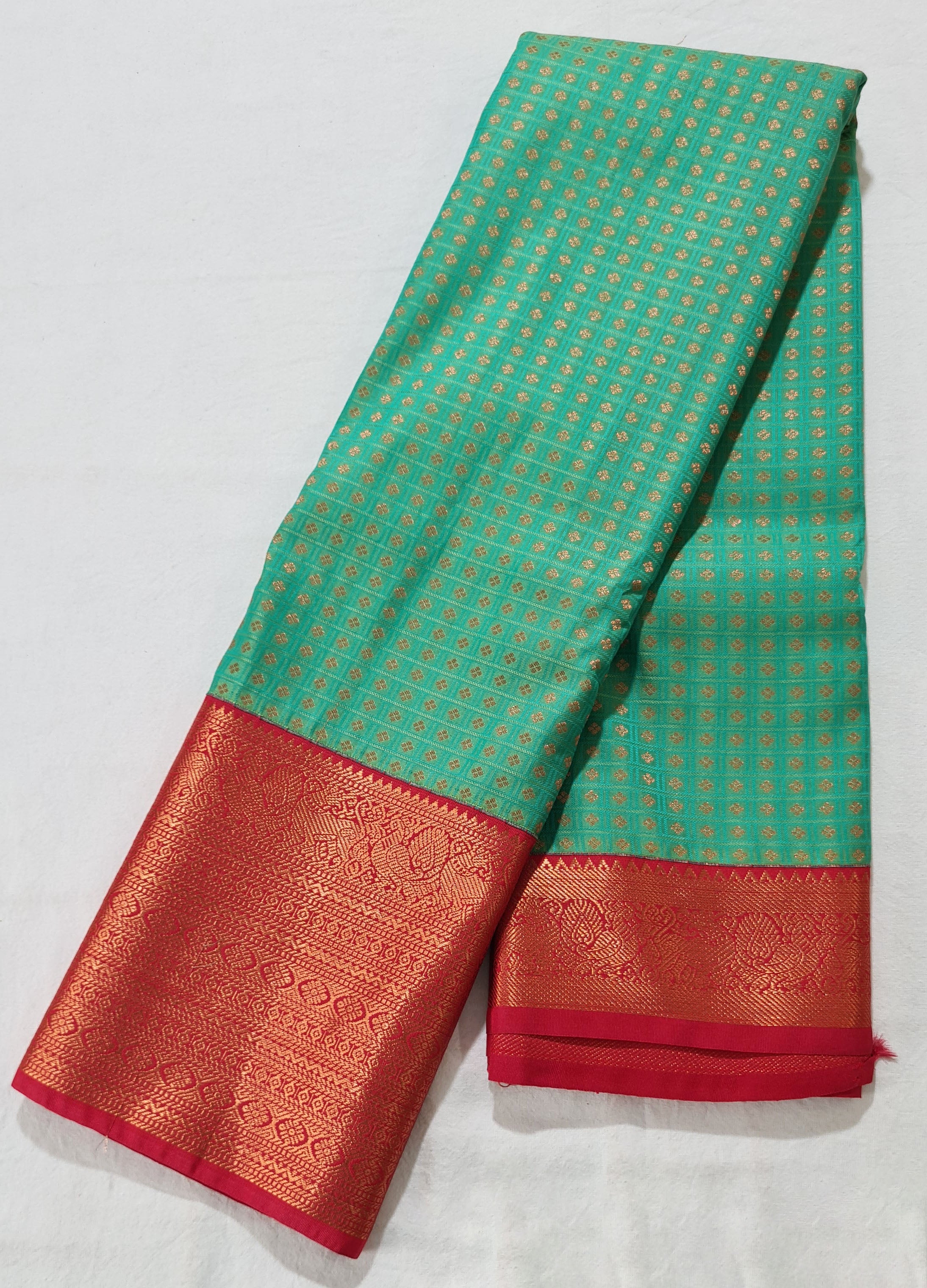 Kanchi Vegan Silk Saree With Contrast Blouse and Rich Jari Pallu